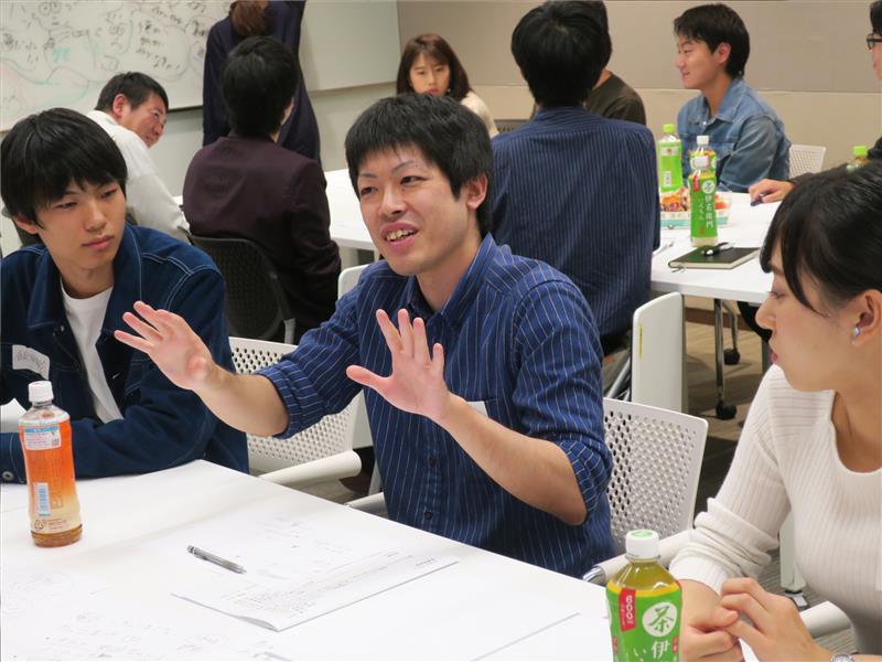 ▲意見交換の様子(1日目)